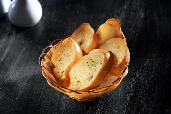 GARLIC BREAD